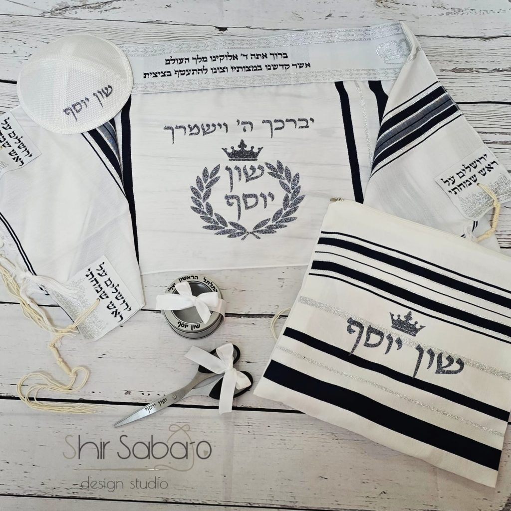 ספר תורה לילדים ספר תורה קטן לחלאקה ספר תורה לחלאקה ספר תורה עם שם הילד גיל 3 חלאקה
