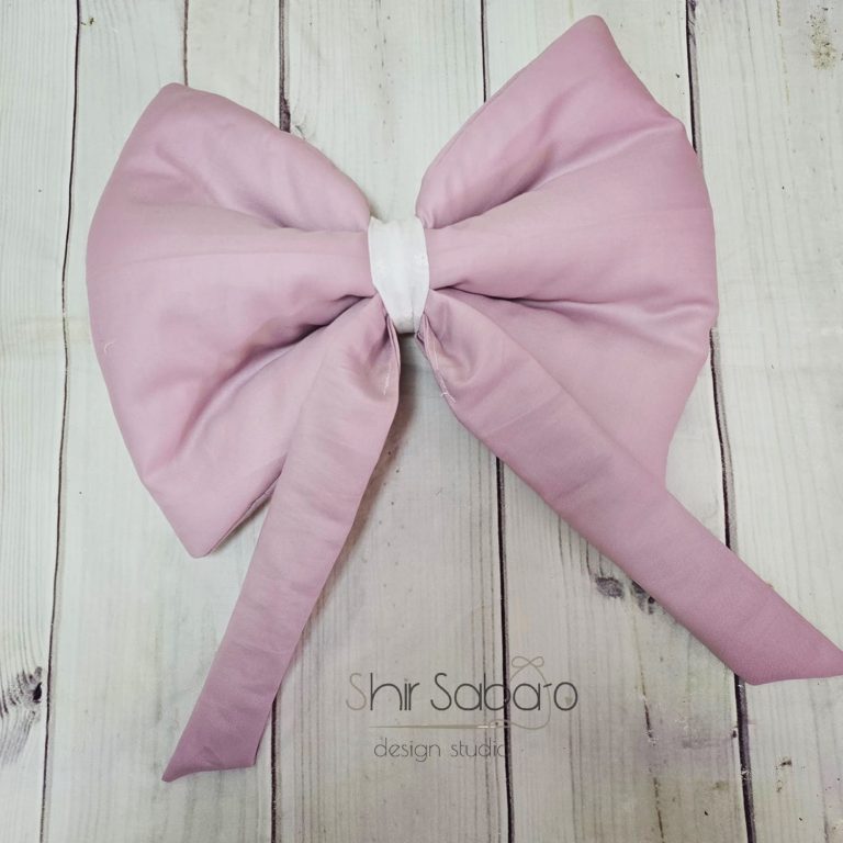 פפיון לעגלה עם שם פפיון לעגלה פפיון לתליה על העגלה